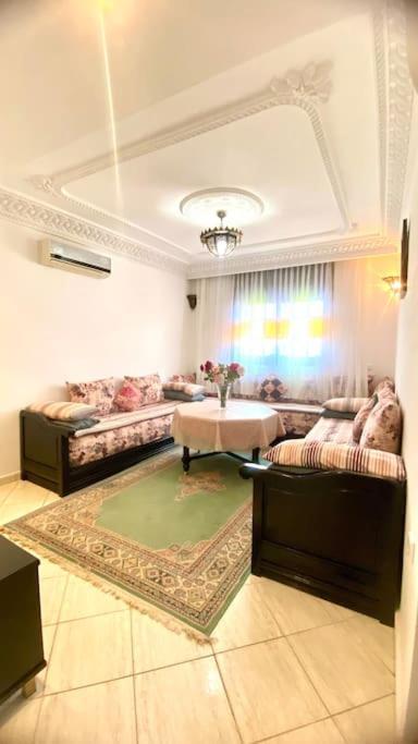 Apartment Bel Au Centre Ville, Internet Fibre, Netflix, Canal Plus, Chaines Internationales Agadir