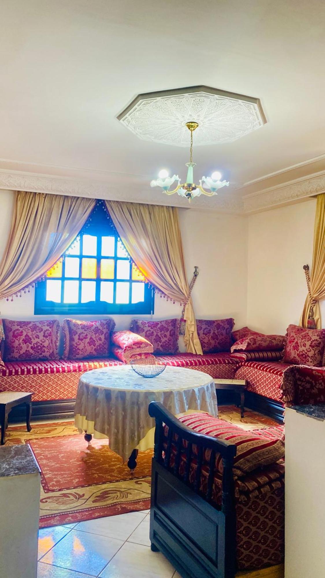 Apartment Superbe Au Centre Internet Fibre, Canal Plus, Chaines Internationales Agadir