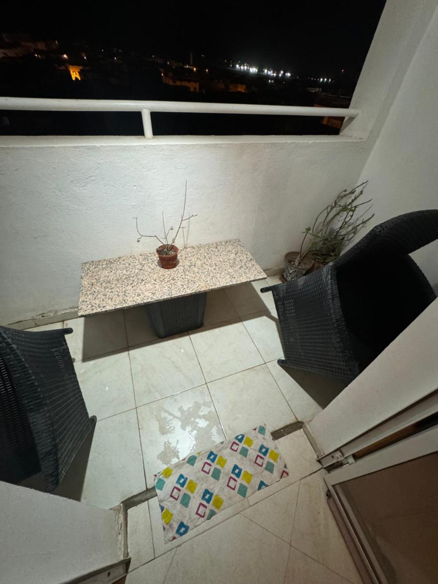 Spacieux Salon Et 2 Pieces Appartement
