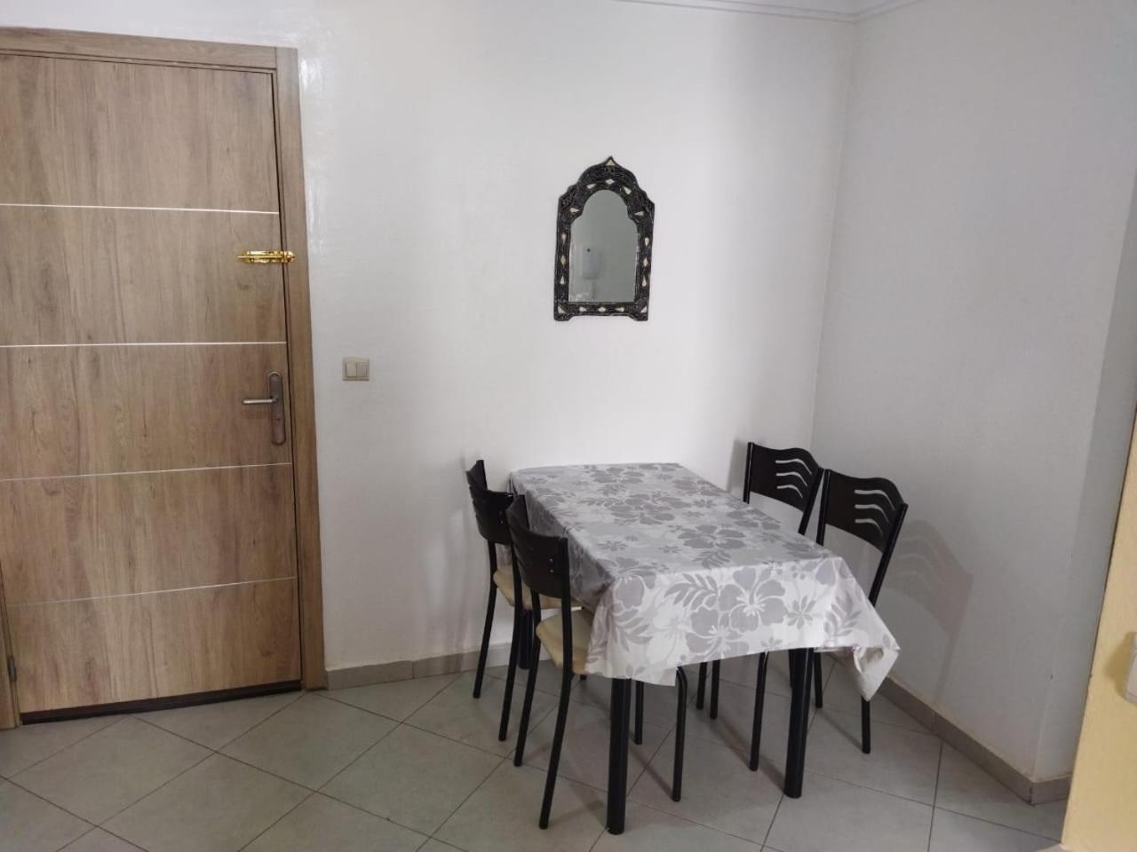 Jolie Anza Apartment *