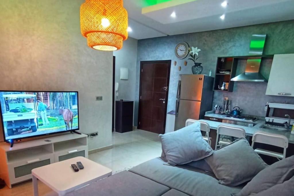 Haute Standing Avec Piscine Et Wi-fi Apartment *