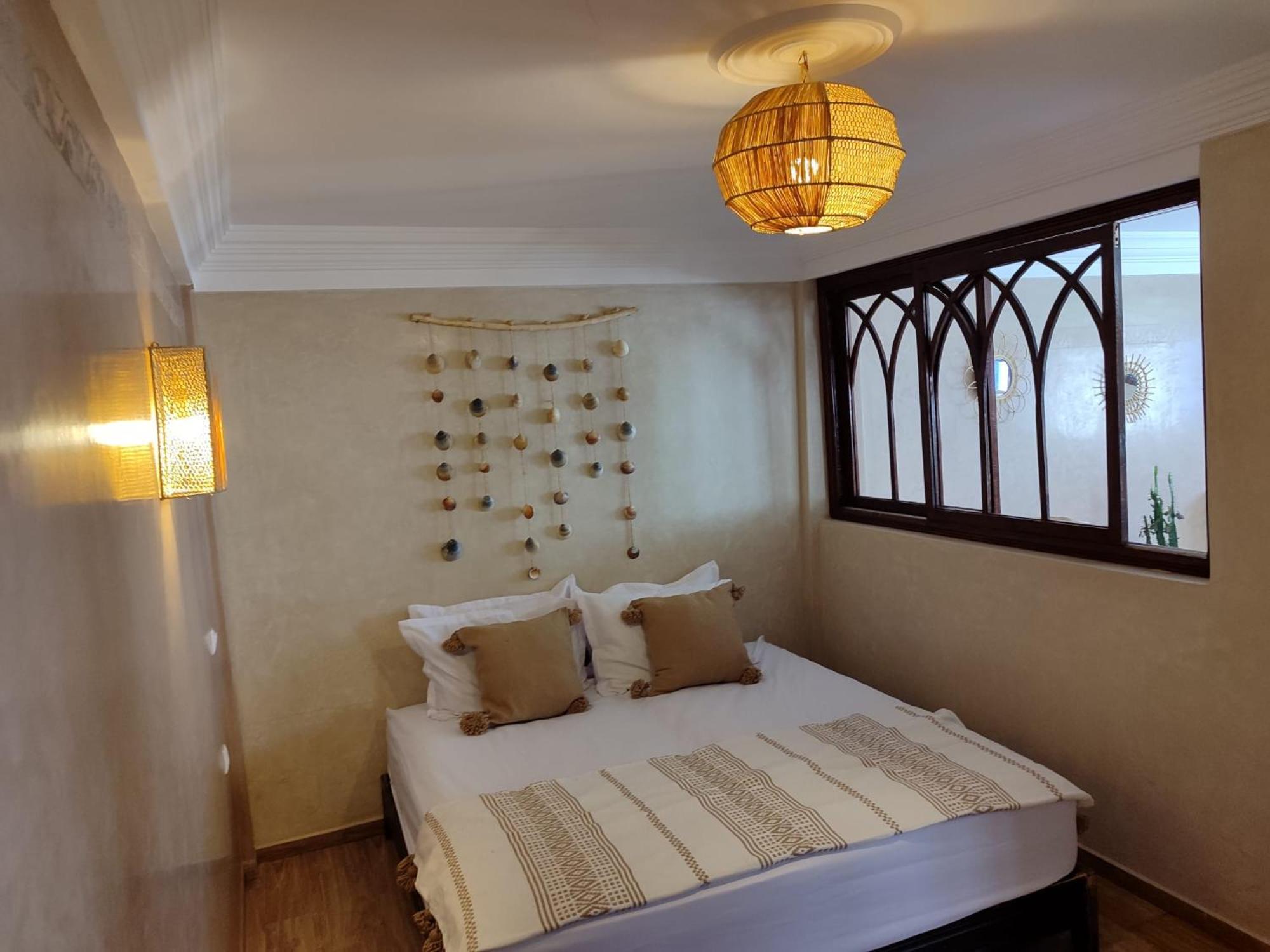 Argan Surf House *