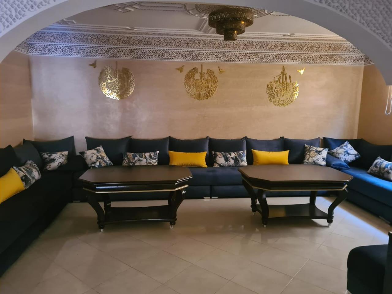 Maison Moderne De 370m2 Sur 3 Etages