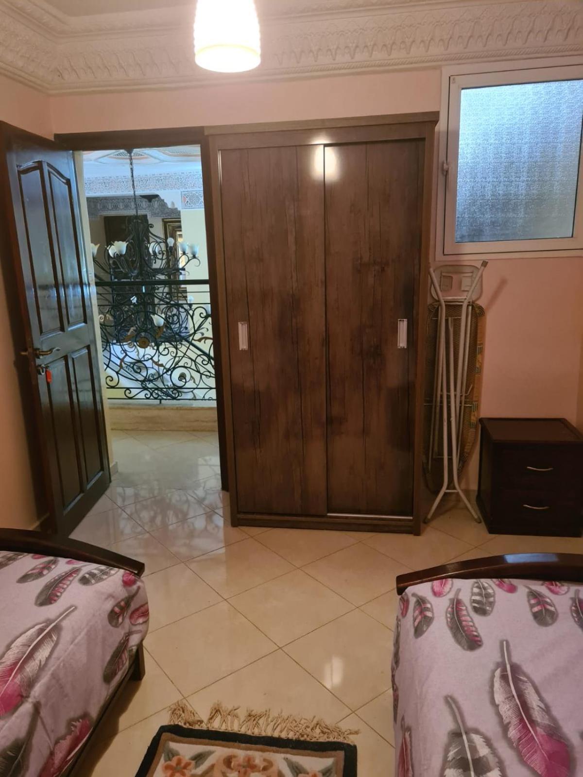 Maison Moderne De 370m2 Sur 3 Etages