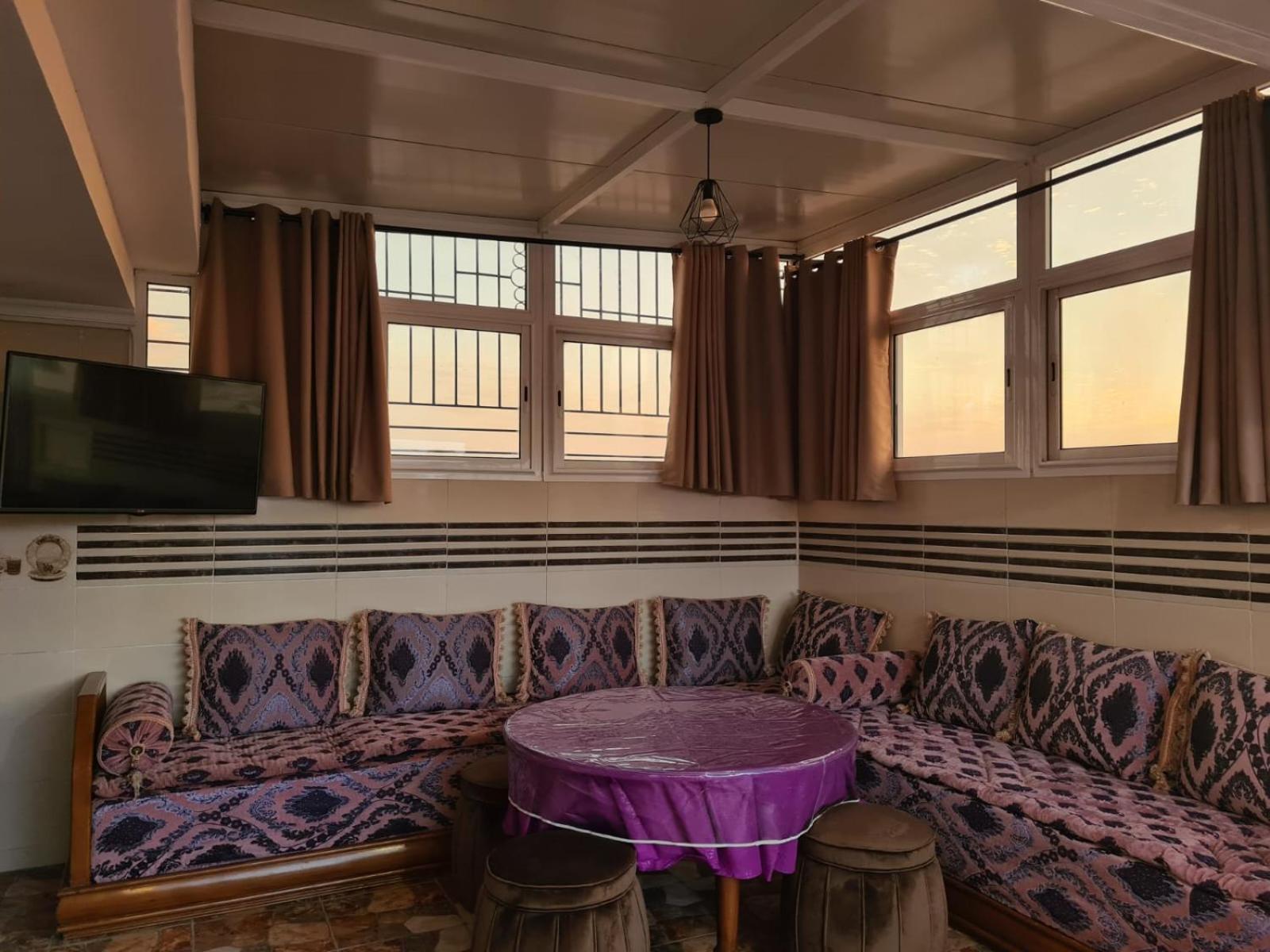 Holiday home Maison Moderne De 370m2 Sur 3 Etages *