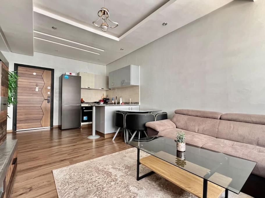 Apartment Scandinave Elegant Avec Piscine *