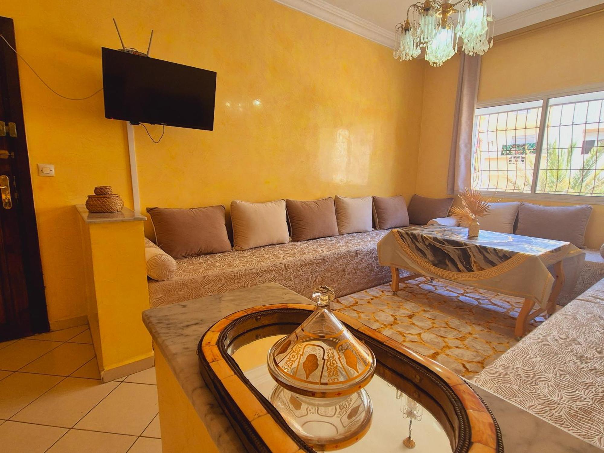 2 Bedroom Flat - L'appart'215- *