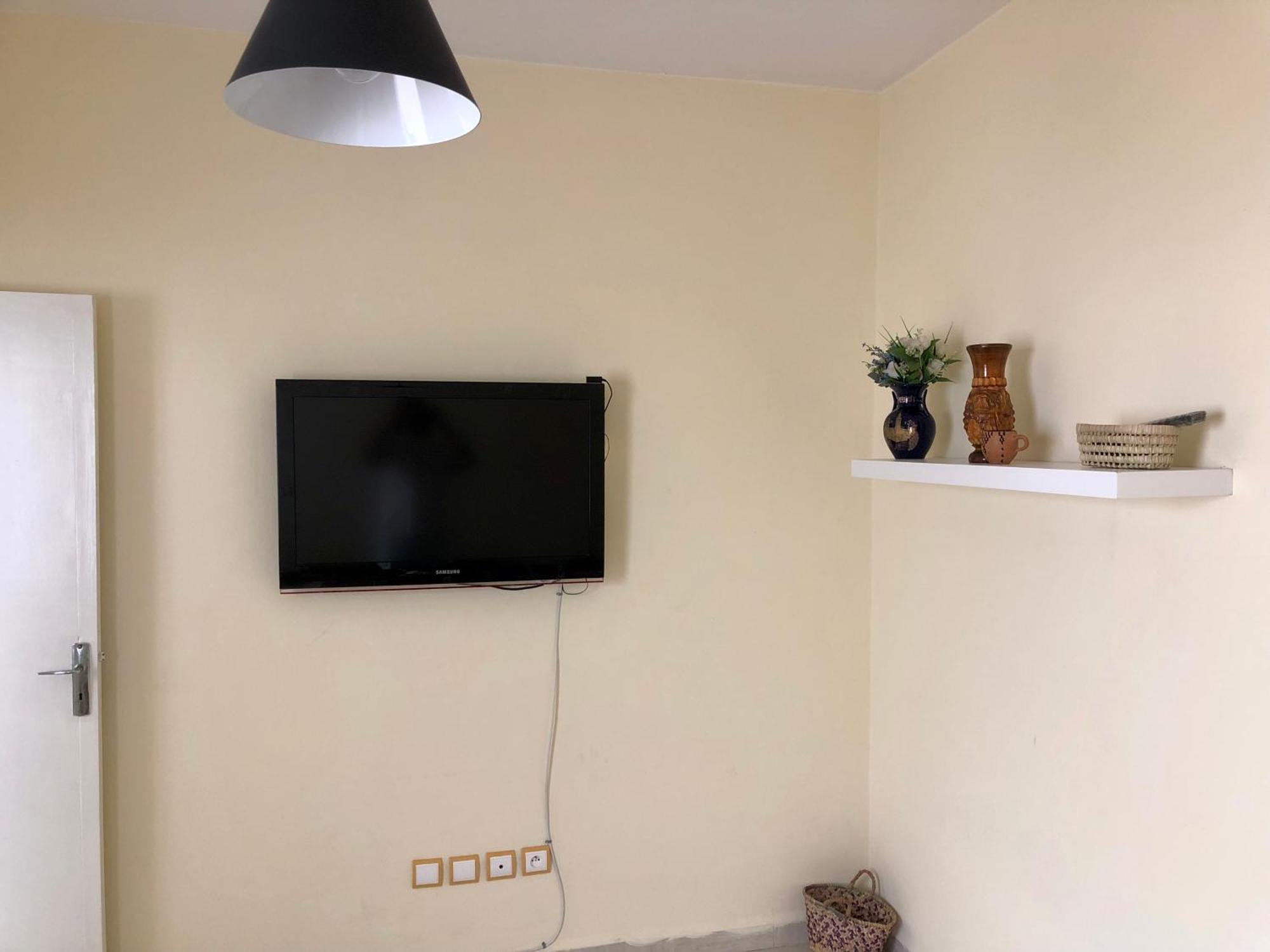 Apartment A 10 Min De La Plage, Du Centre Et Du Palais - Wifi Debit Et Parking Gratuit