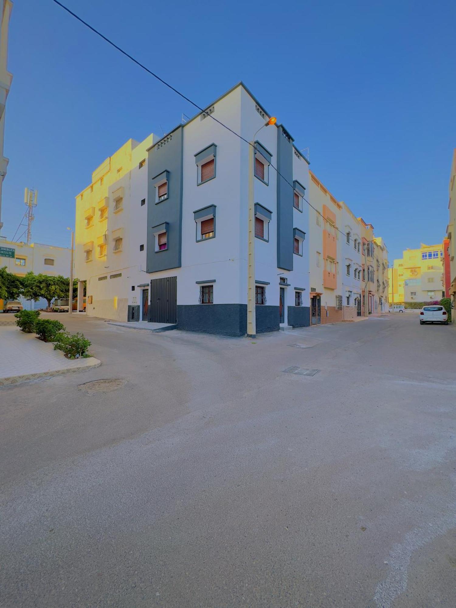 Quiet Near - High Speed Wifi, Free Parking & Private Entry *
