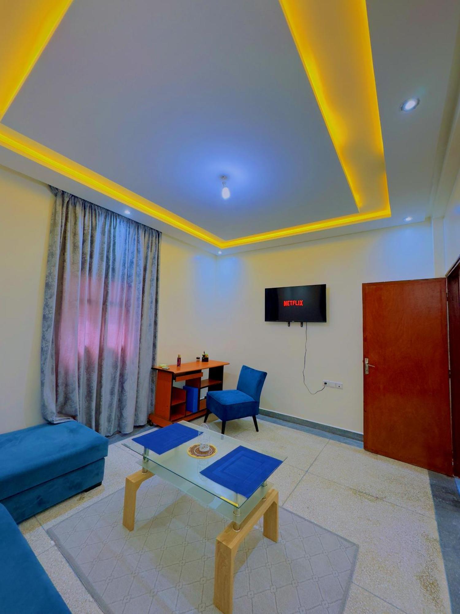 Quiet Near - High Speed Wifi, Free Parking & Private Entry Agadir