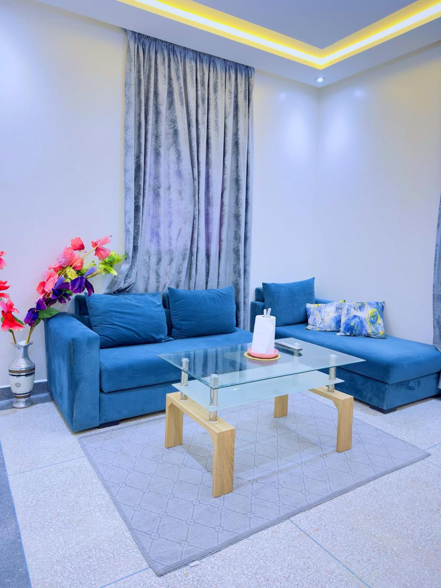 Apartment Quiet Near - High Speed Wifi, Free Parking & Private Entry Agadir