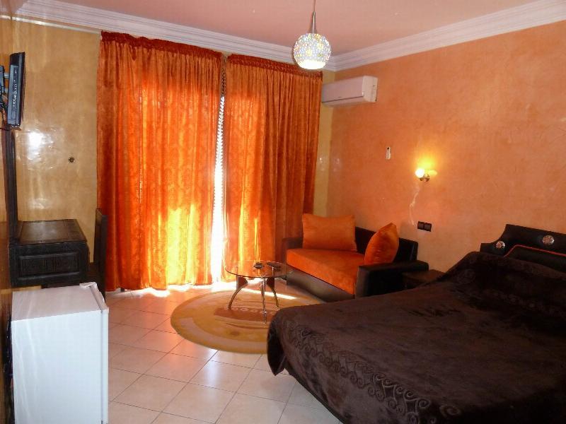 Hotel Les Palmiers *