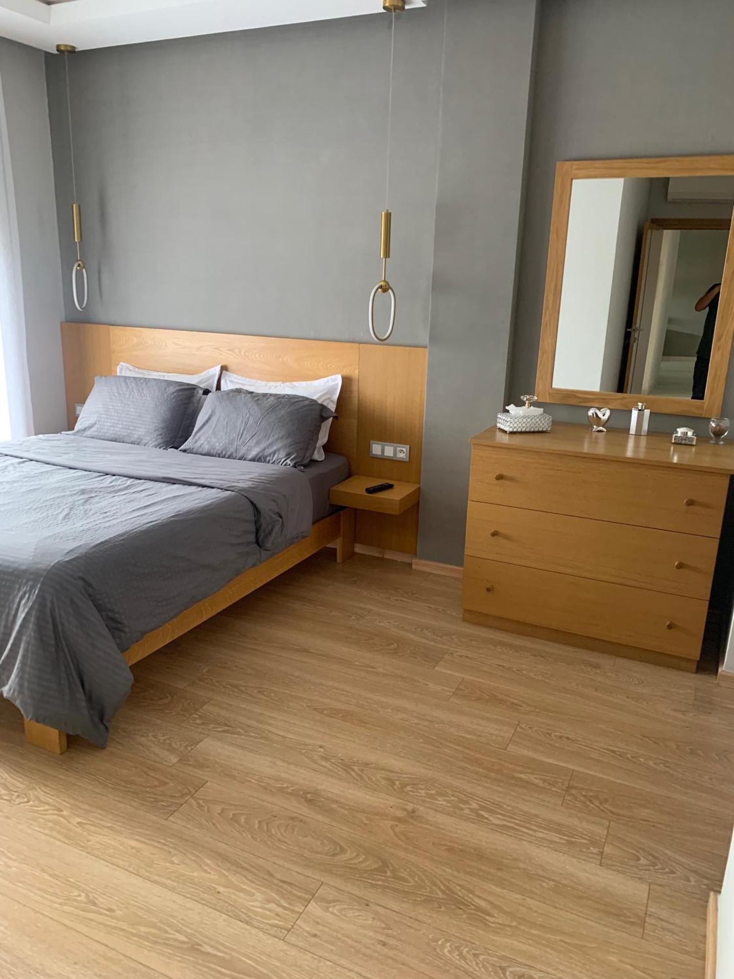 Luxury In Center Apartment *