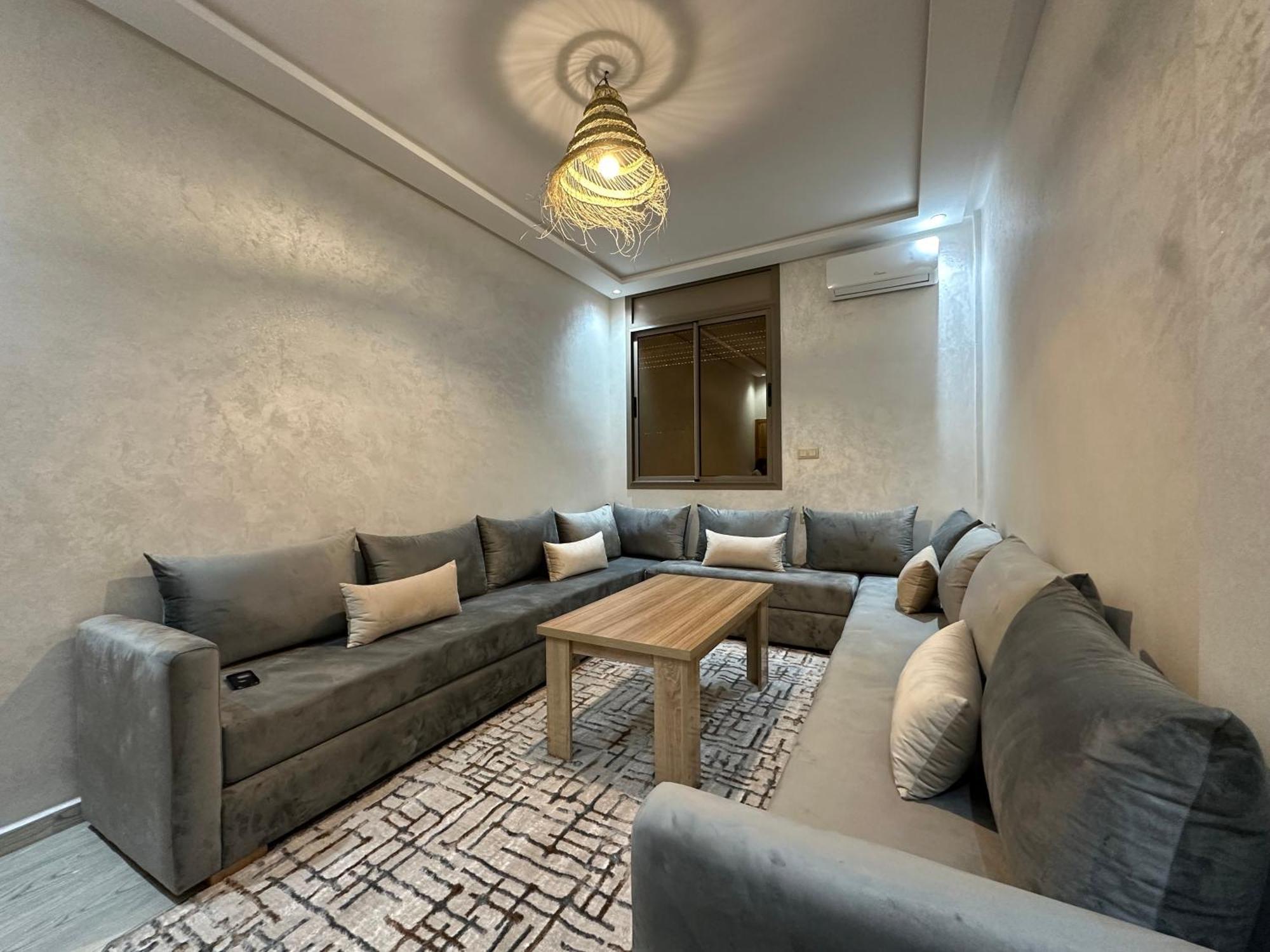 Modern For A Comfortable Apartment *