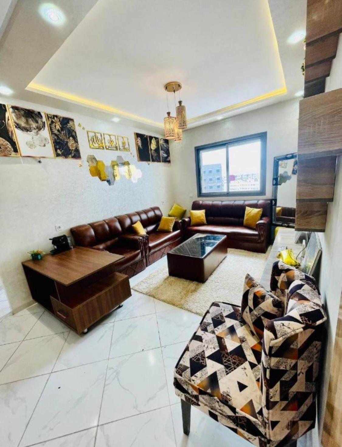 Batiment Al Ansar Au Centre De