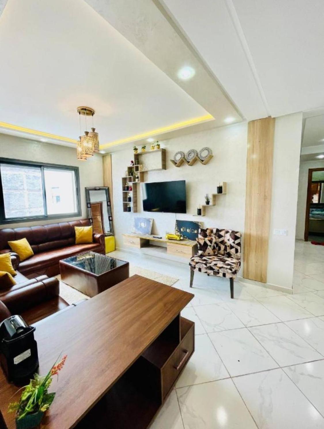 Batiment Al Ansar Au Centre De