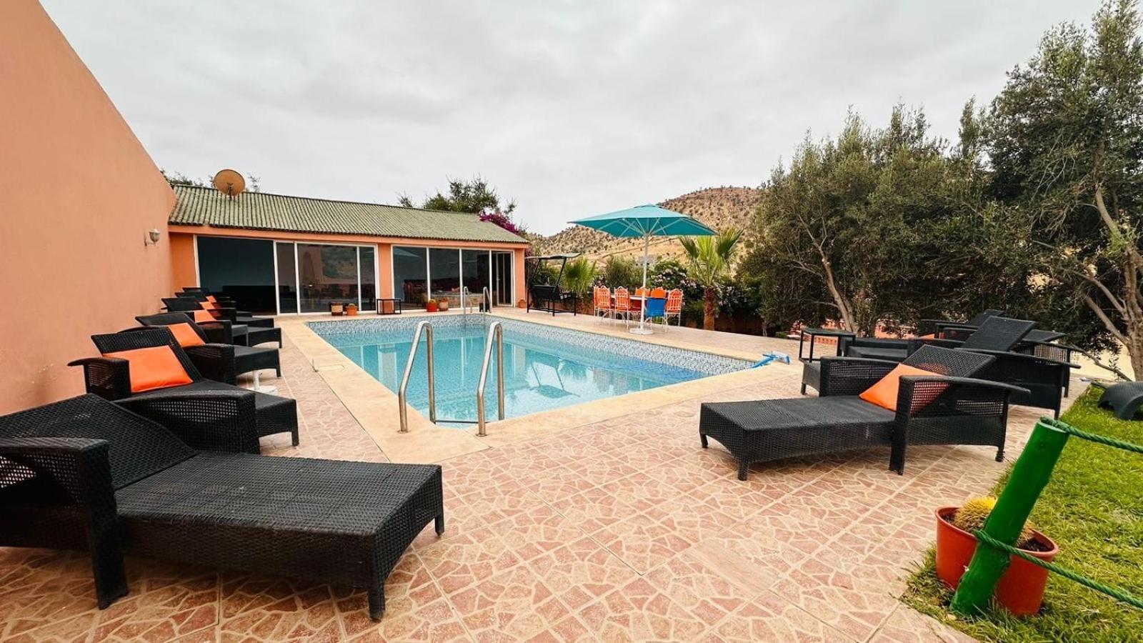 Azrarag Villa *
