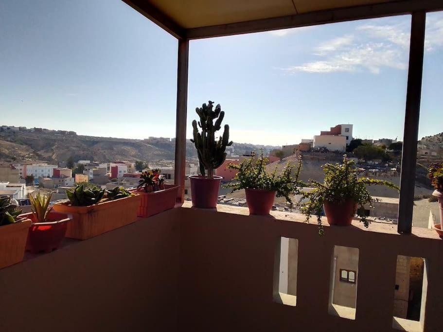 Joli De Vacances Avec Terrasse Et Balcon Apartment *