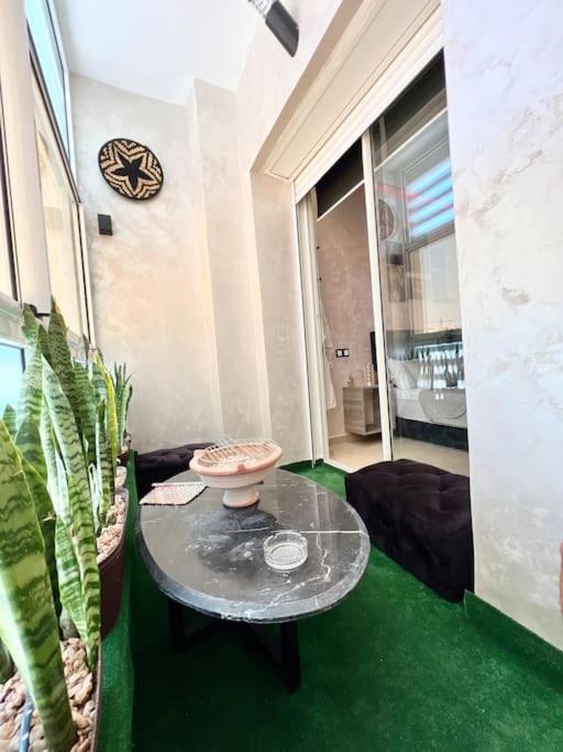 Oasis Luxe 1br With Sunny Pool Apartment *