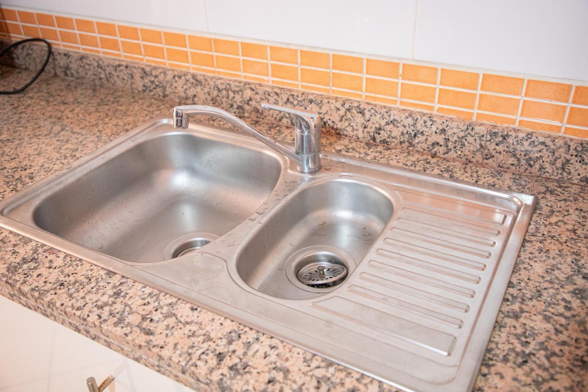 Apartment Peaceful In Hay Al Mohammad, *
