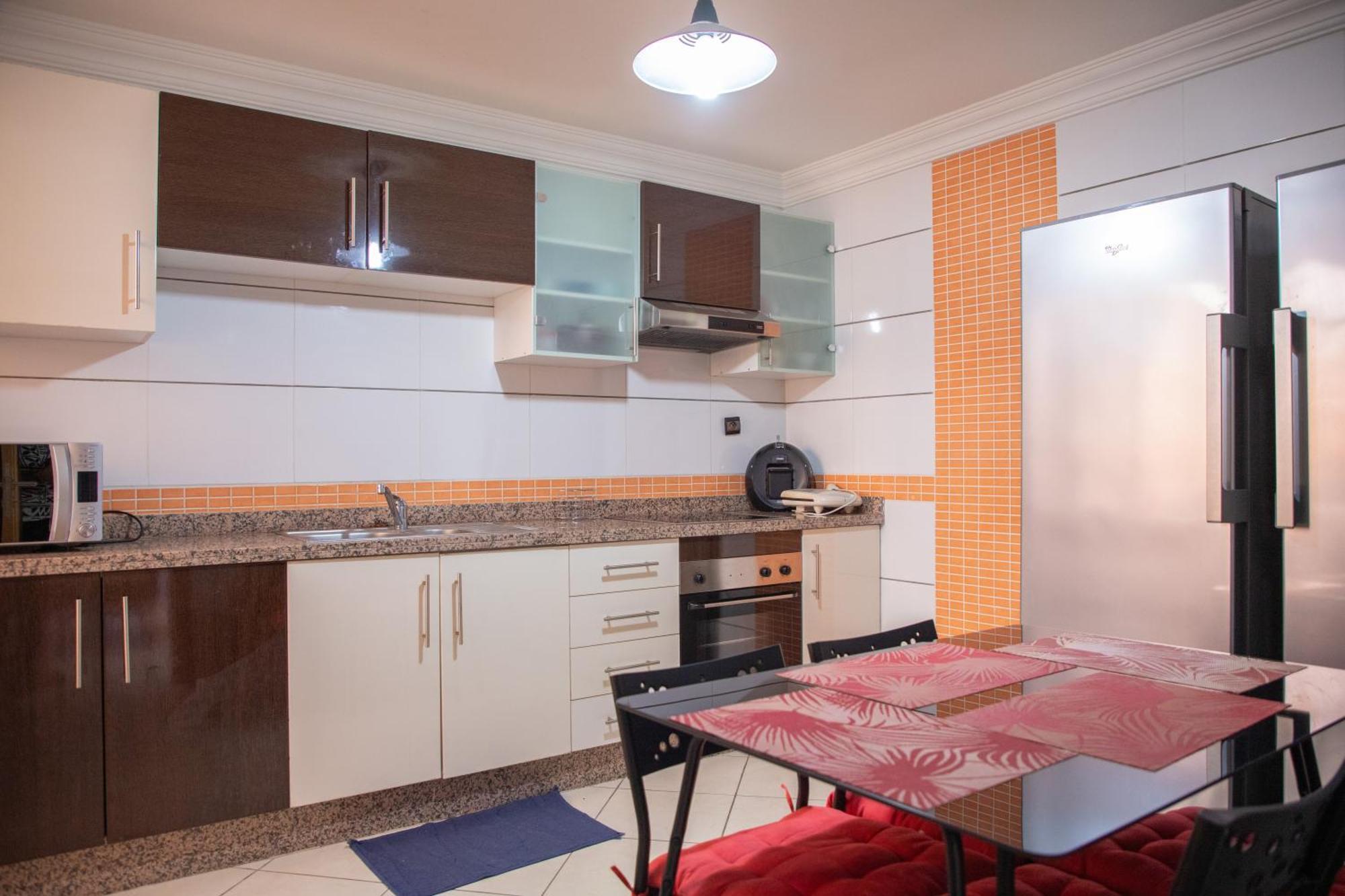 Apartment Peaceful In Hay Al Mohammad, *