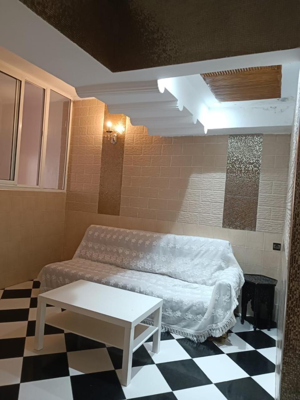 Apartment Flat *