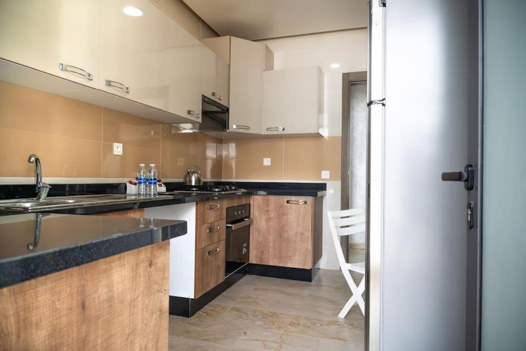 Apartment Prime 2br With Pool, Near And Cafes Agadir