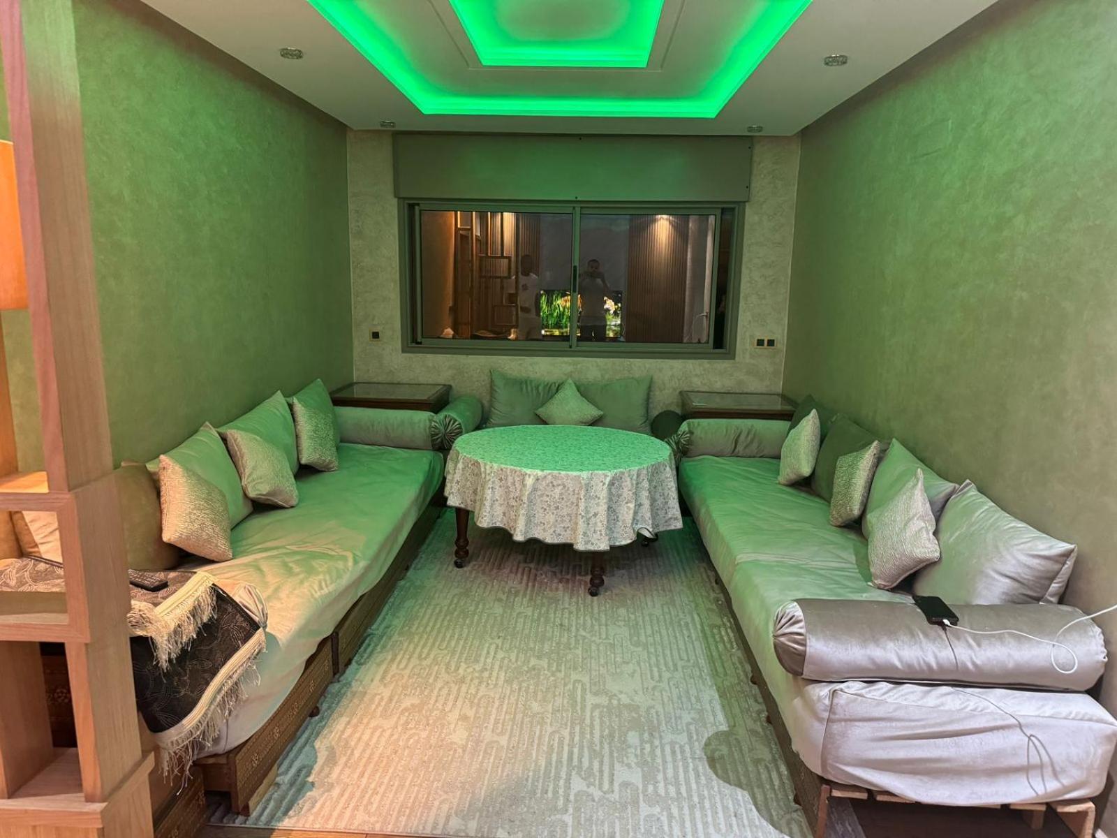 D'luxe Centre Apartment *