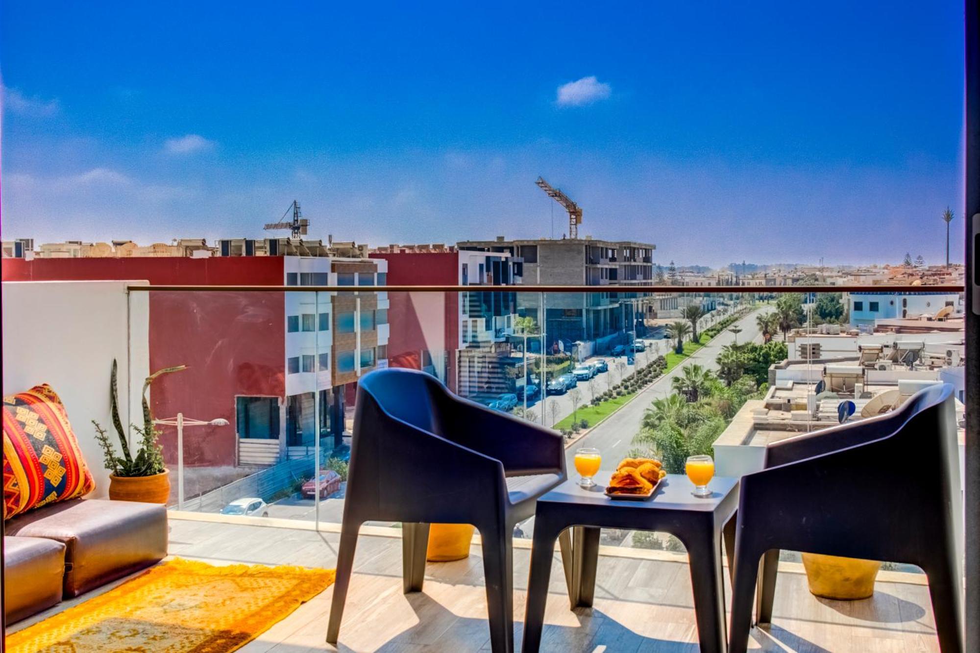 Apartment Panoramic View In Bay, Big Terrace, Pools, Wifi, Parking