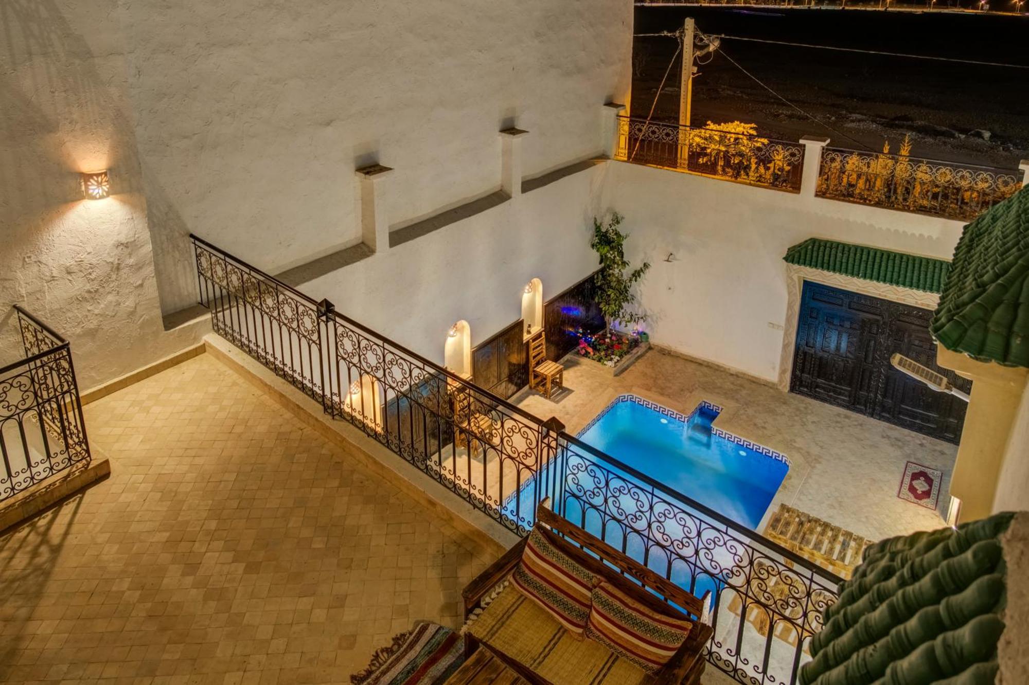 Artisana With Private Pool, & Mountain Views Villa