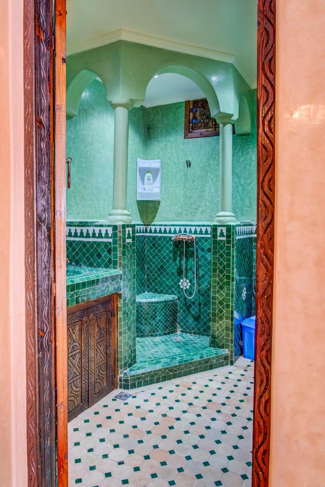 Artisana With Private Pool, & Mountain Views Villa *