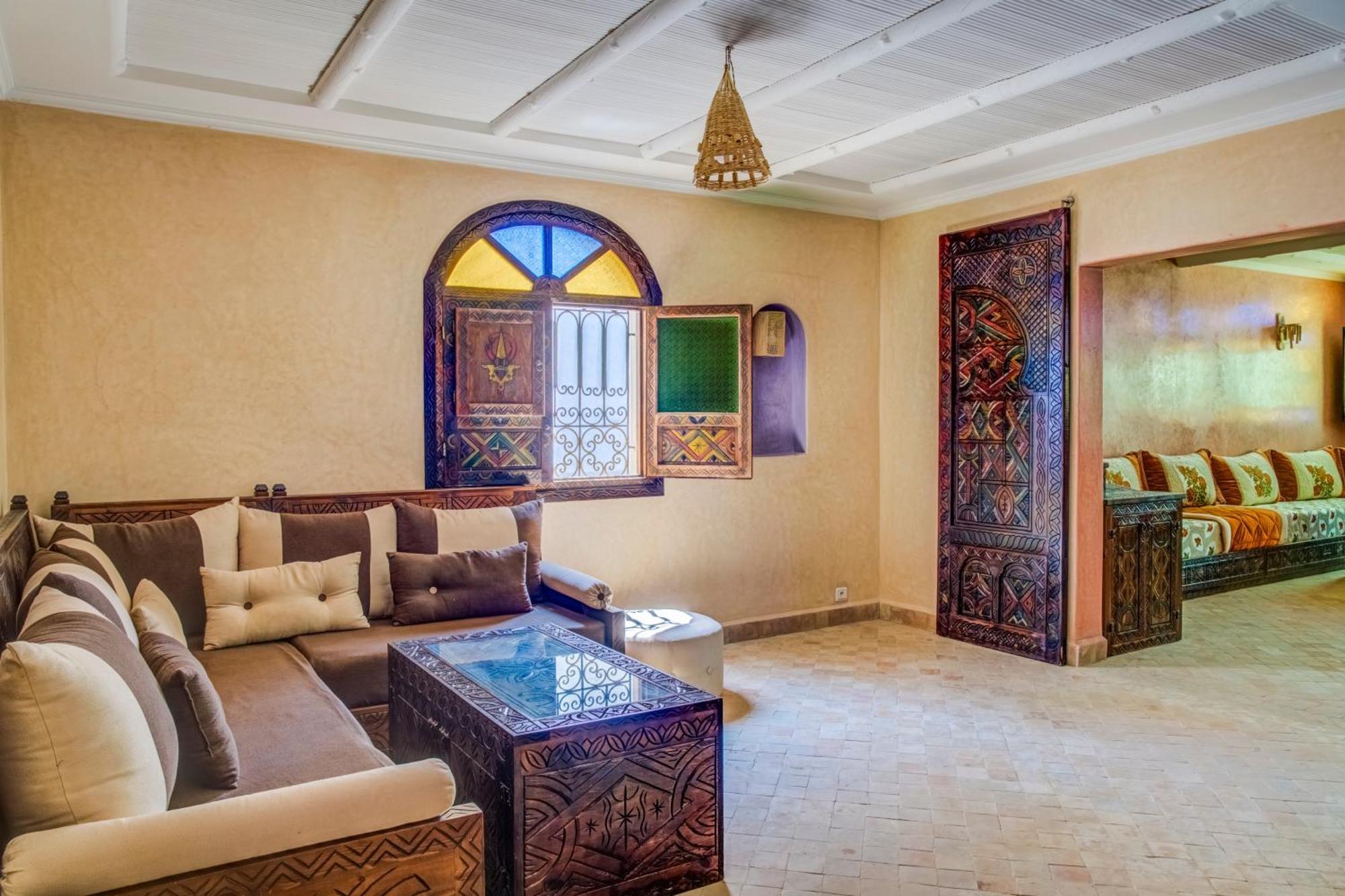 Artisana With Private Pool, & Mountain Views