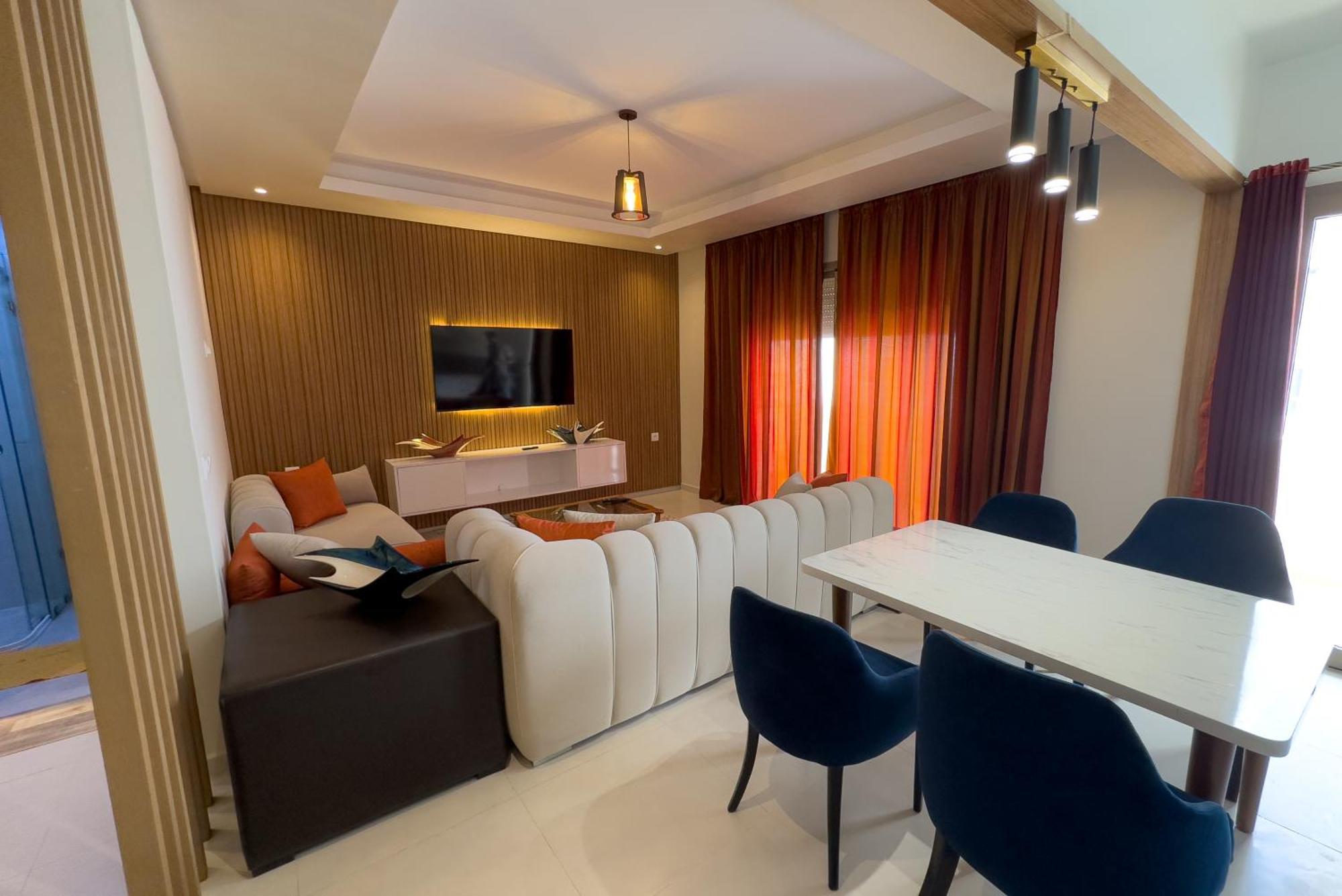 Anza Apartment