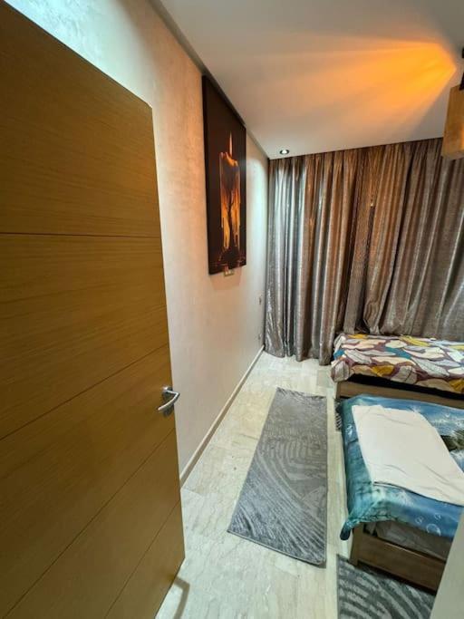 De Luxe Vue Sur Piscine Appartement
