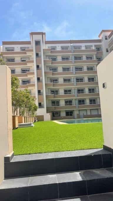 De Luxe Vue Sur Piscine Appartement *