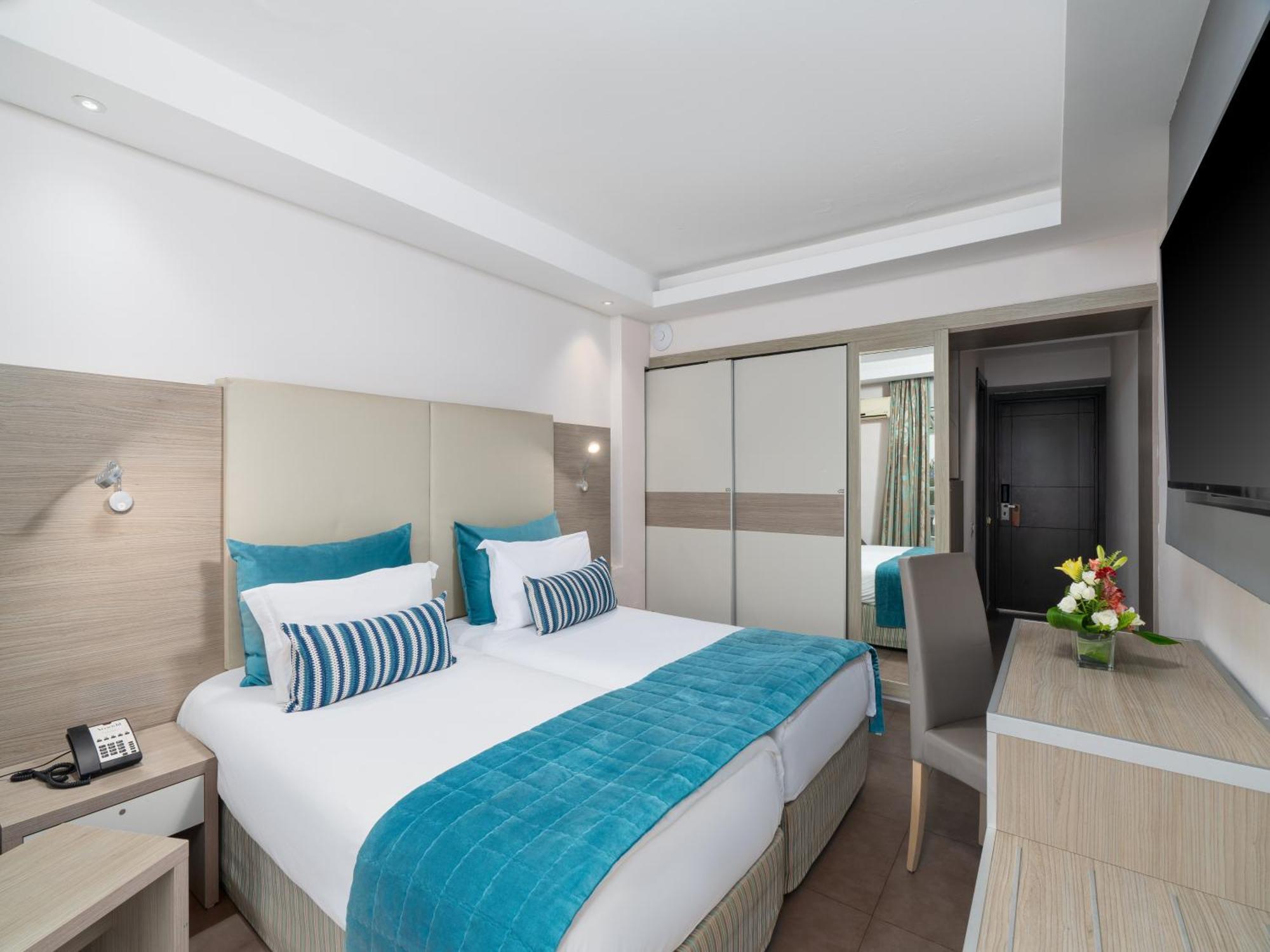 Hotel Amadil Ocean Club
