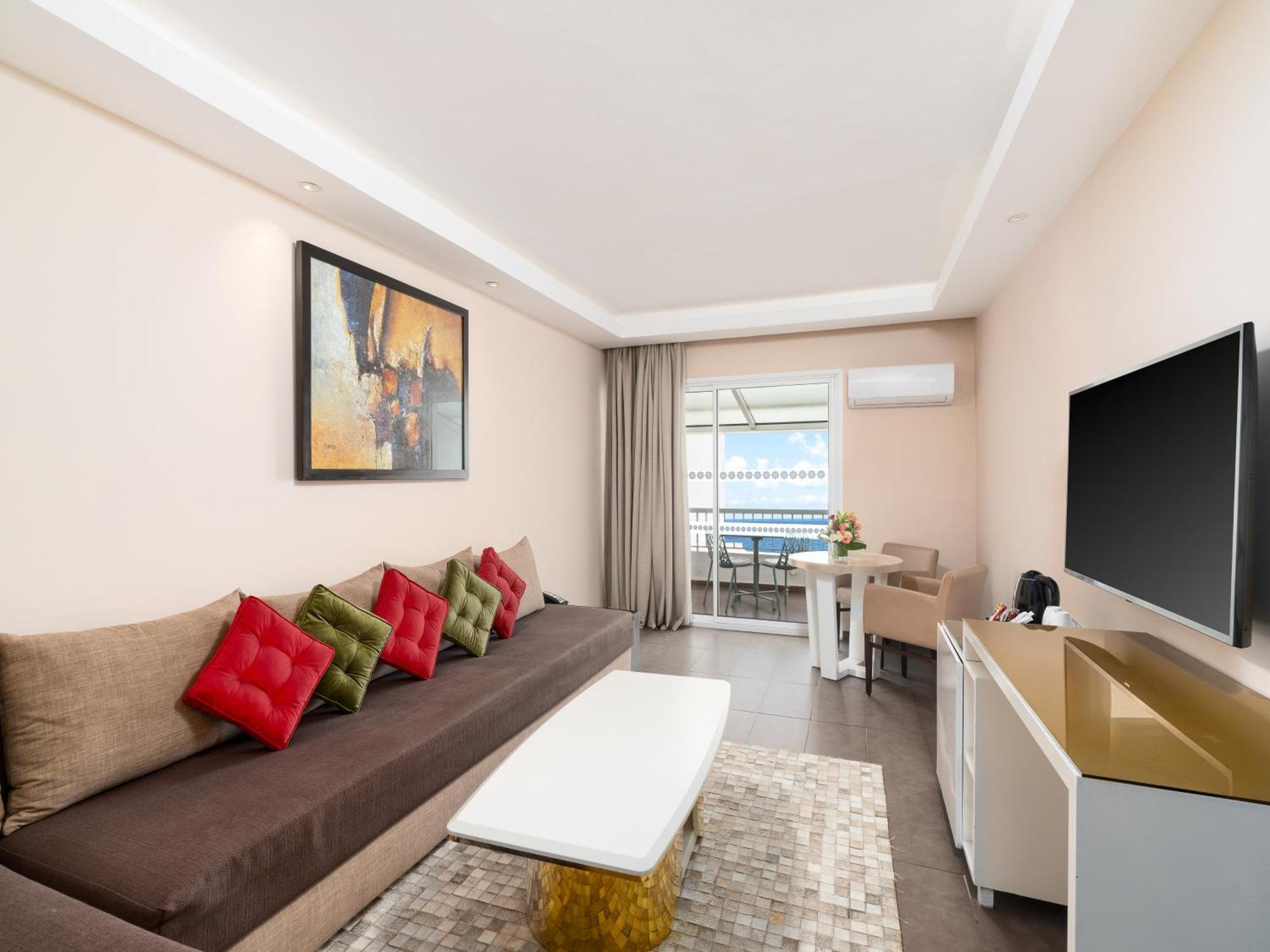 Amadil Ocean Club Hotel