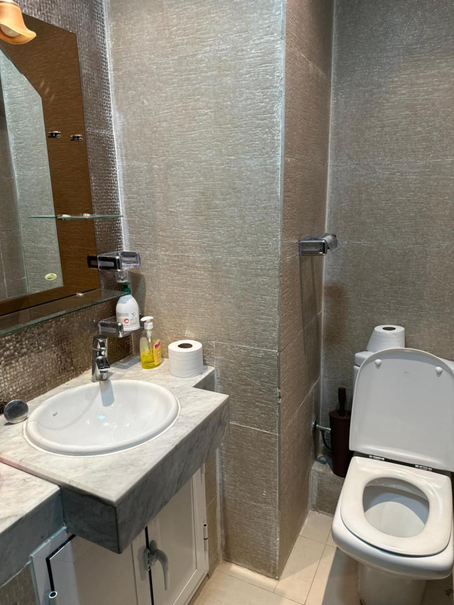 Your Charming With Swimming Pool Apartment *