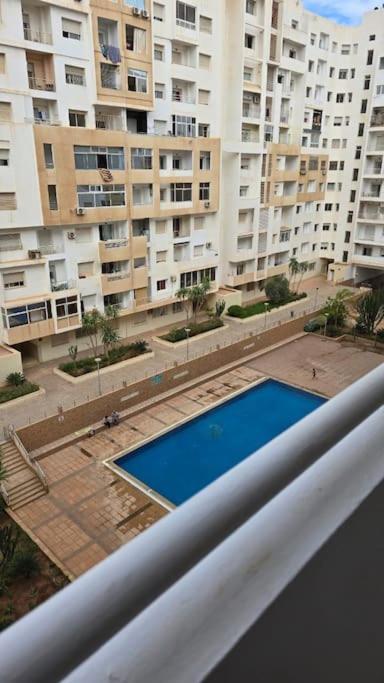 Coin Du Ciel Joyeux Vue Piscine *