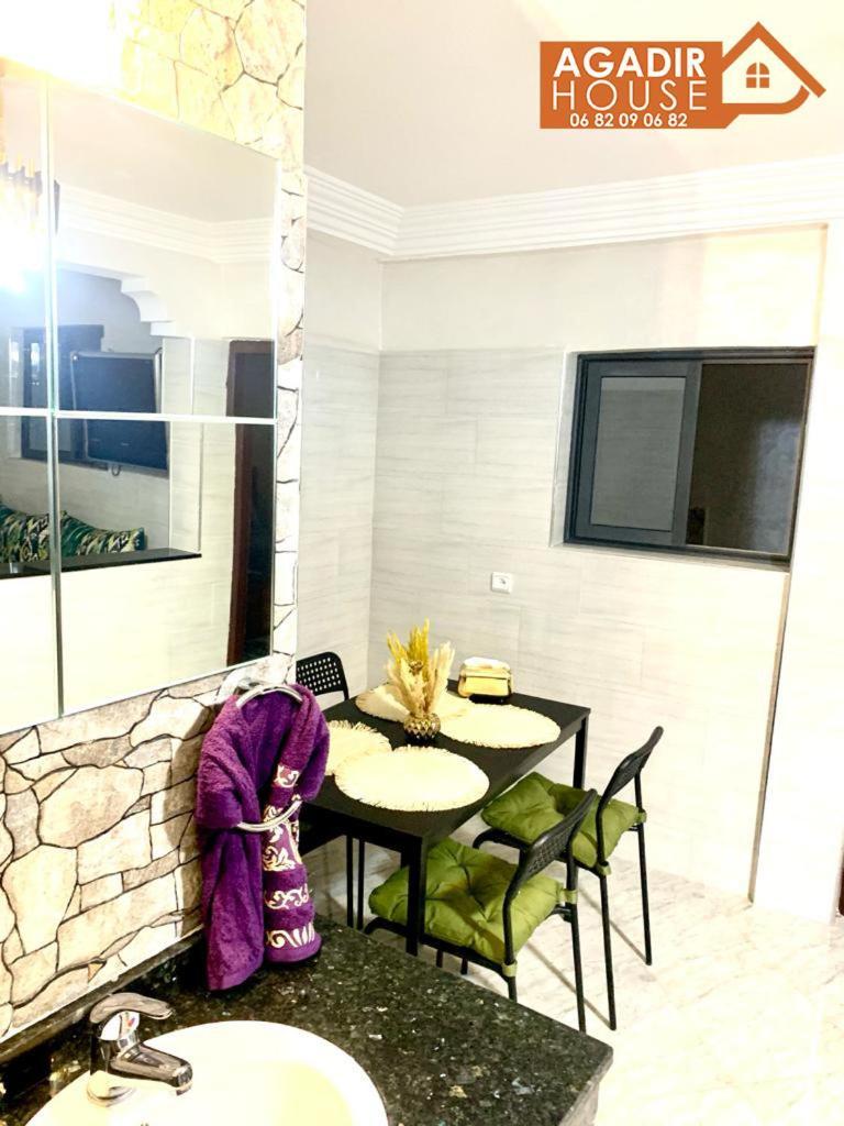 Apartment هادئ وفي جانب شاطئ