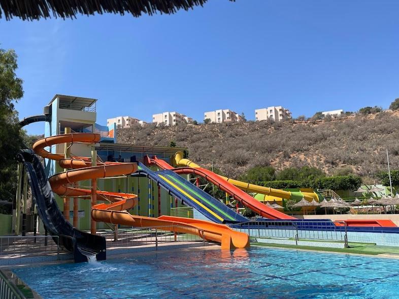 Trip Near Sea And Mountain Apartment