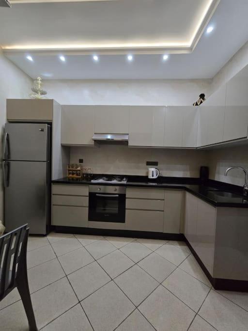 Propre Bien Situe Apartment *