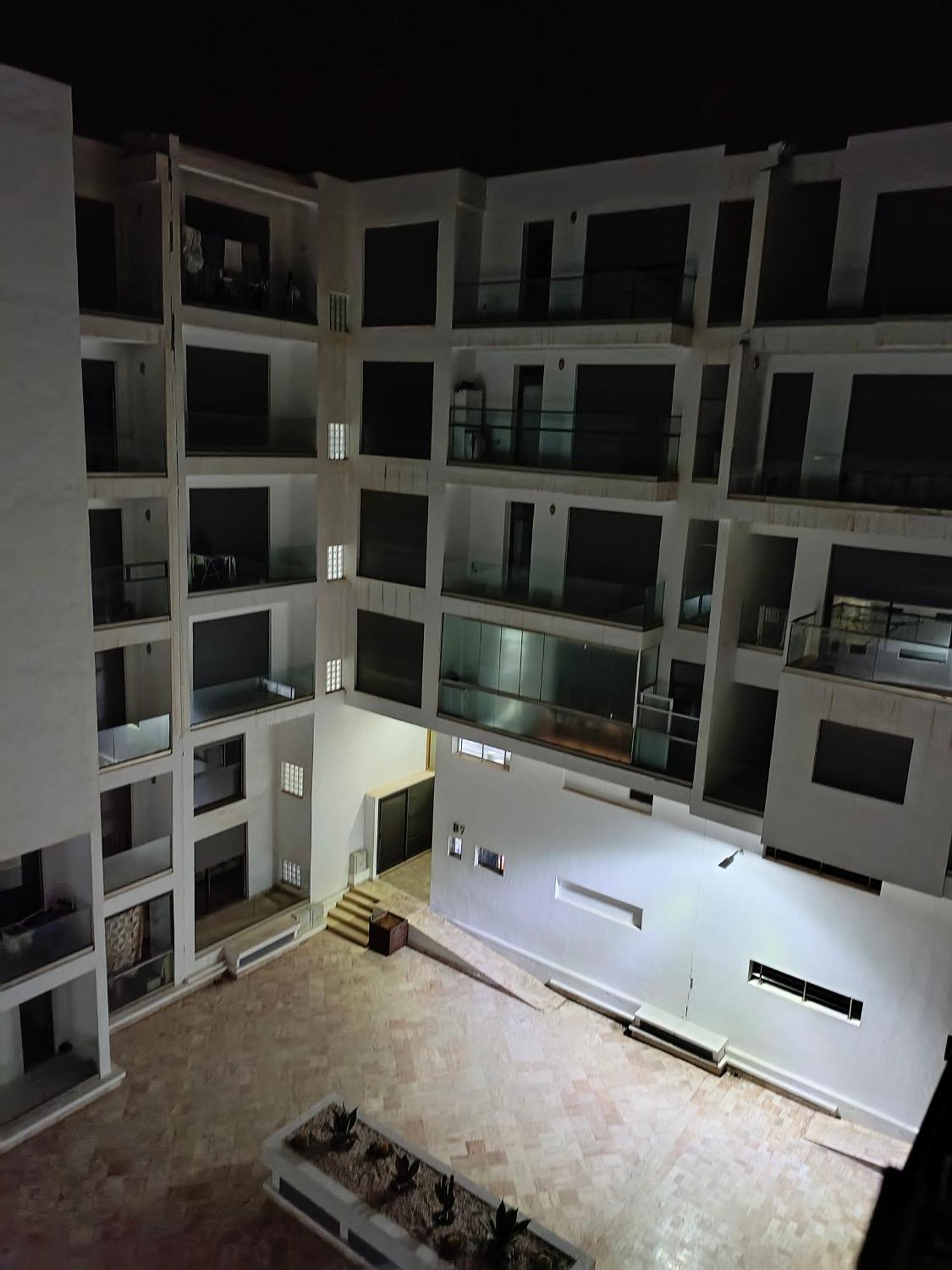 De Lux A Louer Apartment *