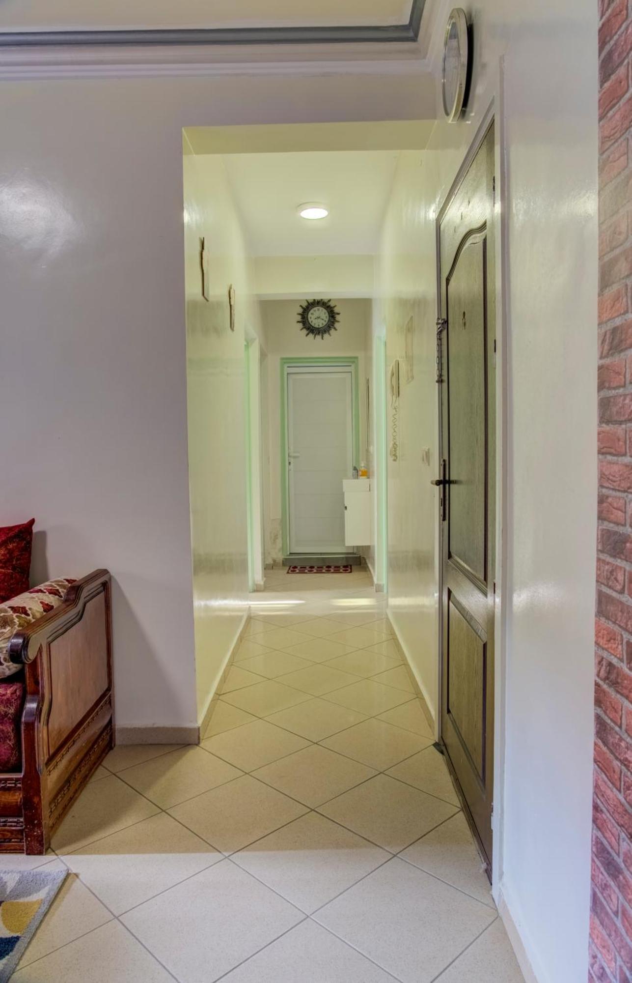 Apartment A 10min De La