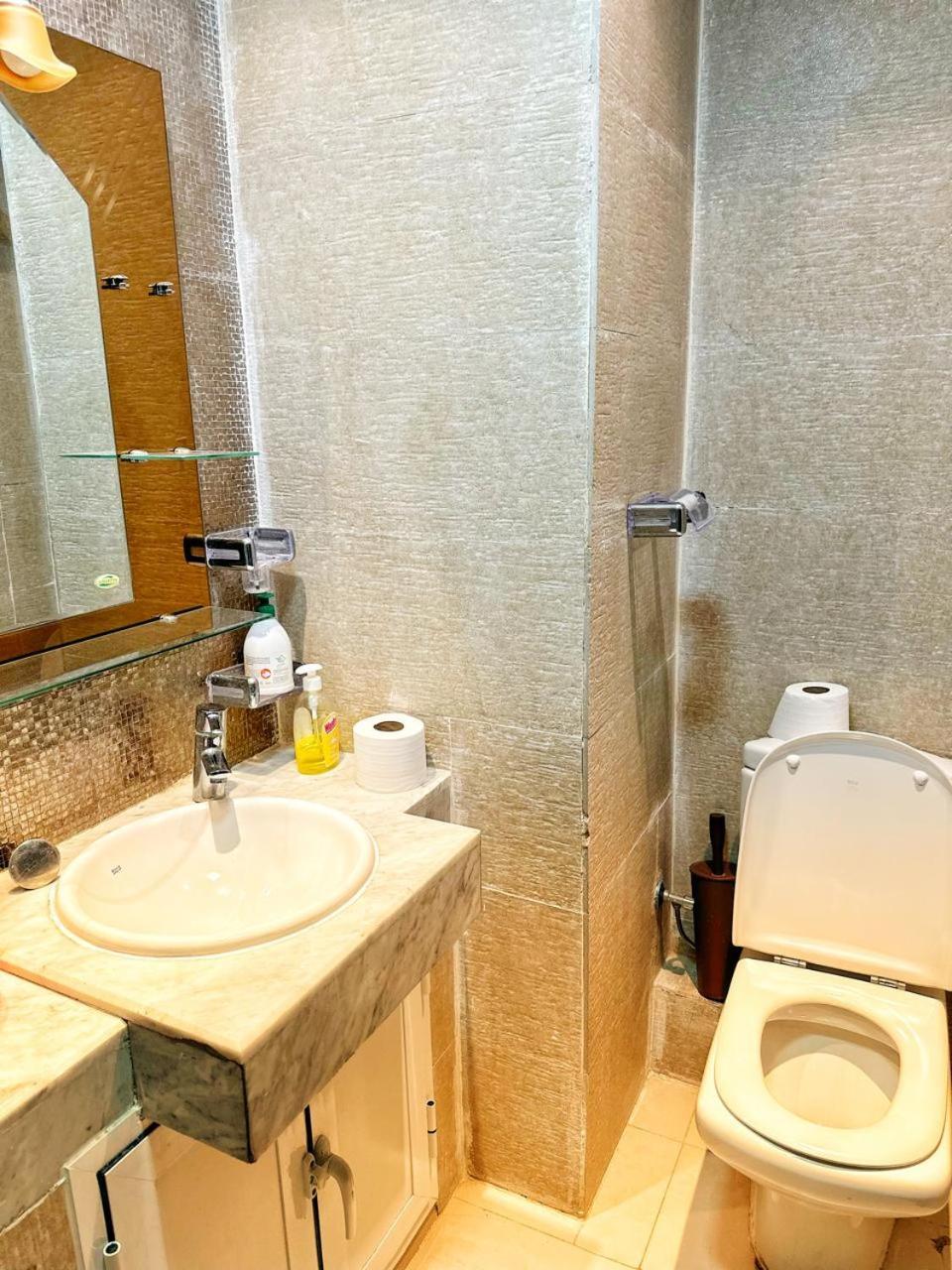 Your Charming With Swimming Pool Apartment