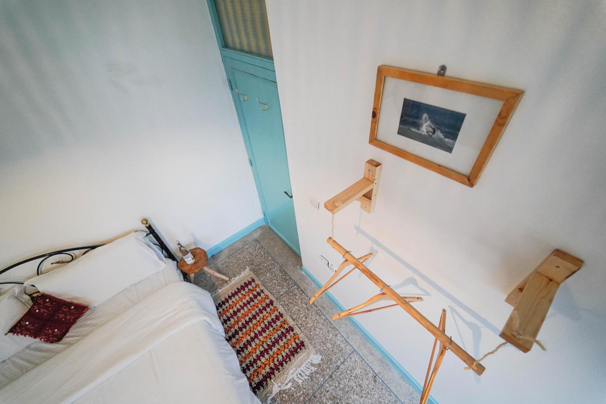 Anza Sets House