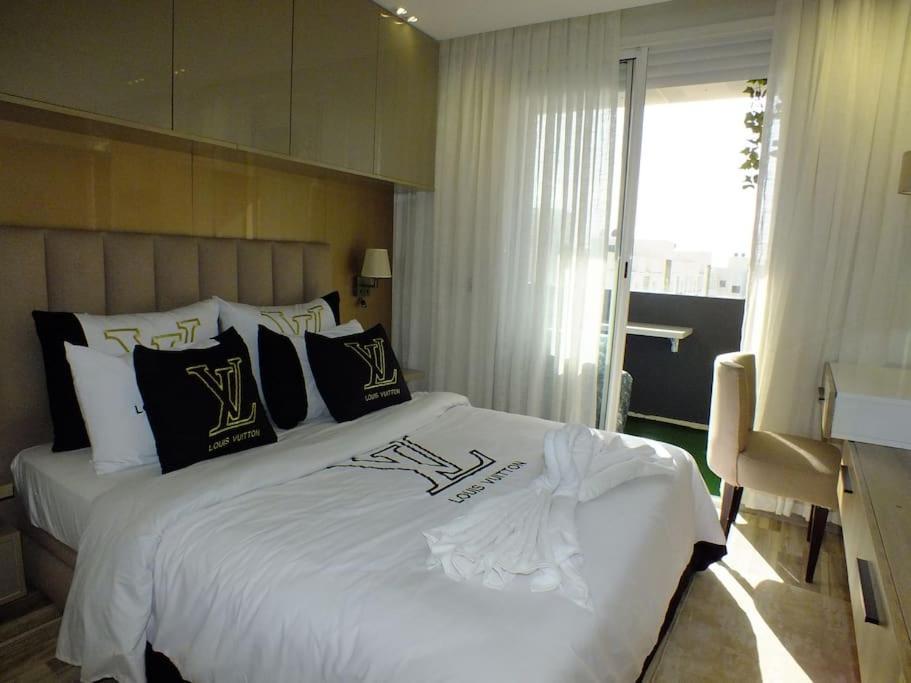 Moderne Et Calme Apartment