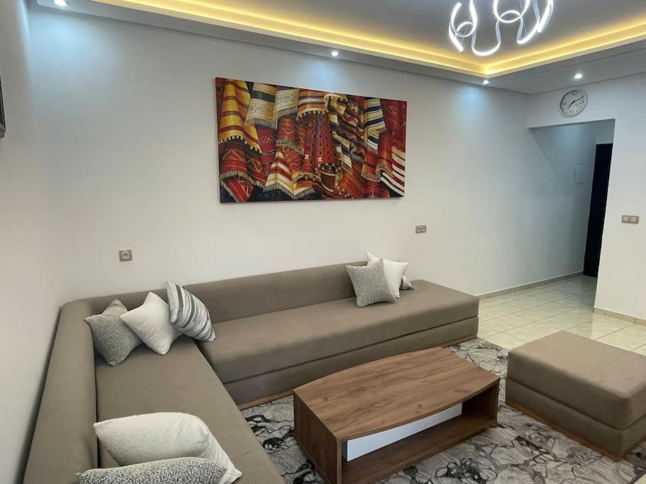 Chic & Cozy Retreat In *