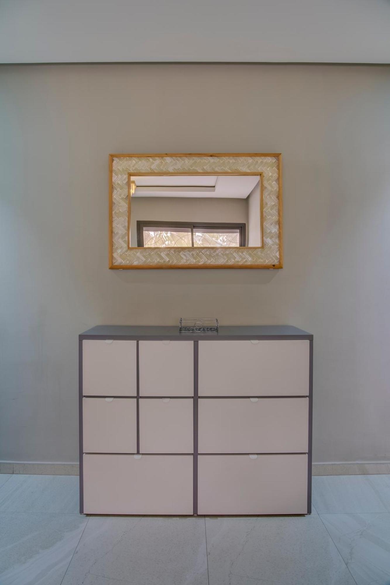 Apartment Moderne Et Bien Situe A