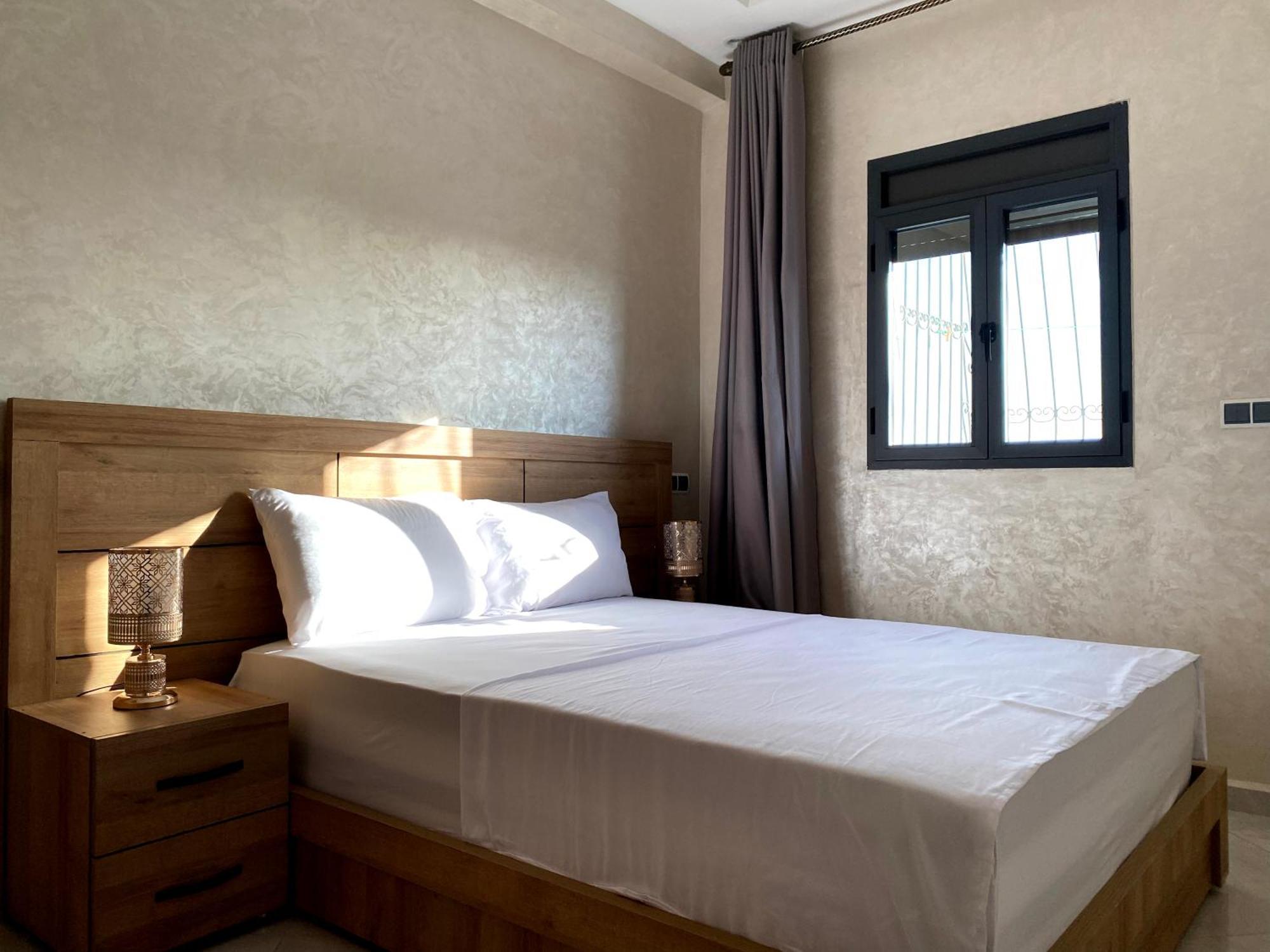Razan's Cozy Corner Apartment